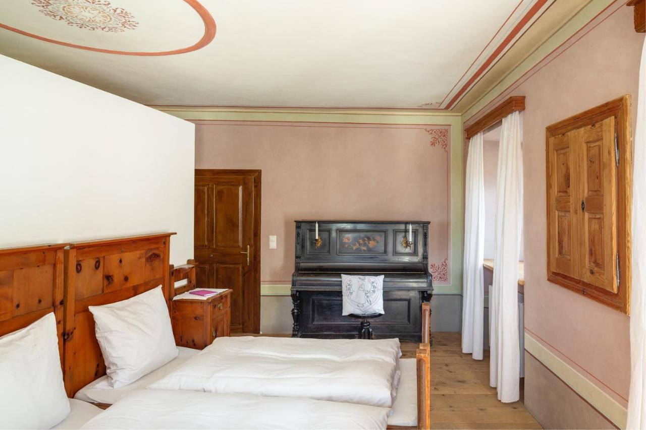 Zum Riesen Historic Refugium Hotell Latsch Exteriör bild